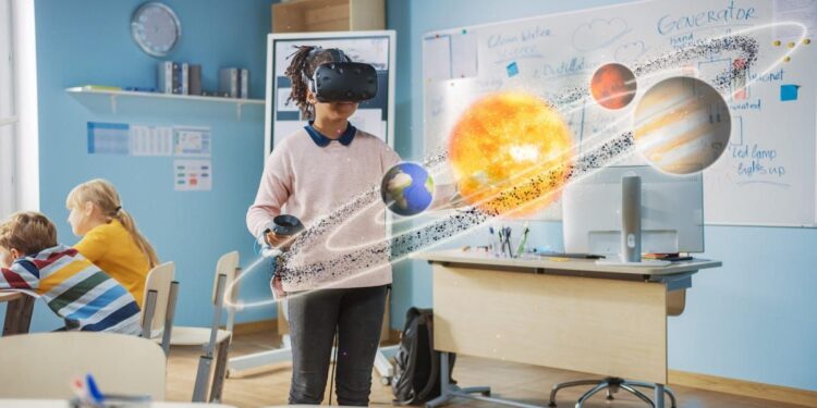 Virtual Reality Revolutionizes Online Education